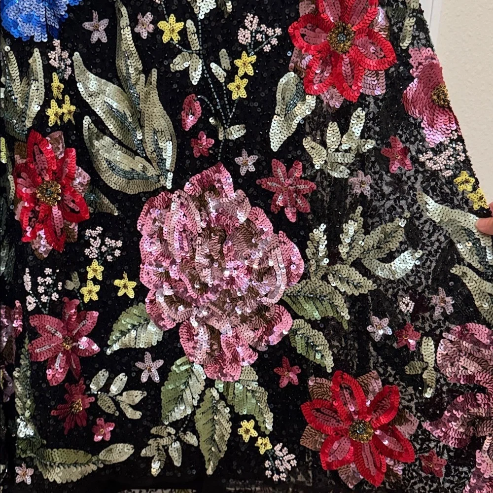 Mac Duggal 5475 Black Floral Embellished Spaghetti Strap Gown Size 14 NWT